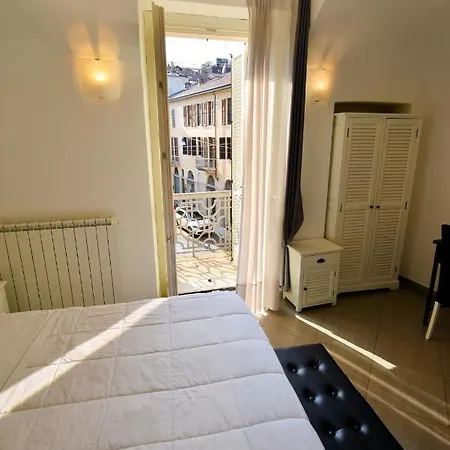 Pensjonat La Terrazza Bed & Charme Vercelli