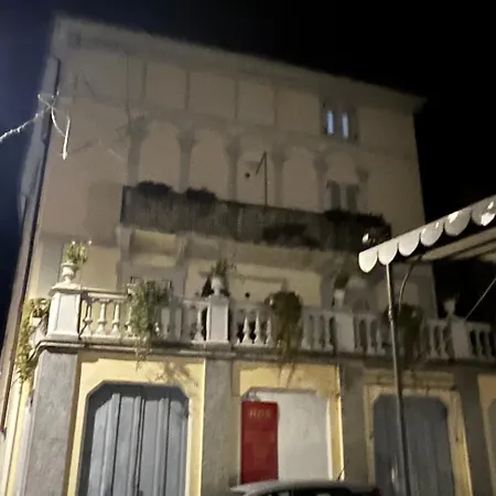 La Terrazza Bed & Charme 4* Vercelli