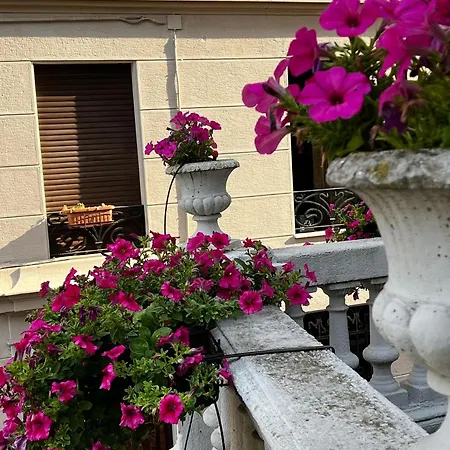 La Terrazza Bed & Charme Pensjonat Vercelli