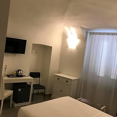 Guest house La Terrazza Bed & Charme 4*