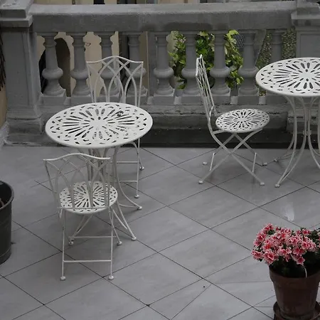 La Terrazza Bed & Charme Πανσιόν 4*