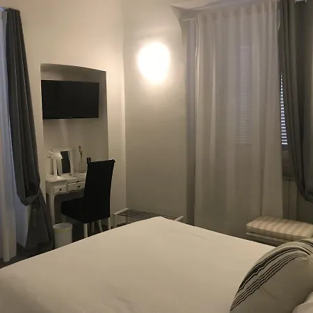 La Terrazza Bed & Charme Πανσιόν 4*